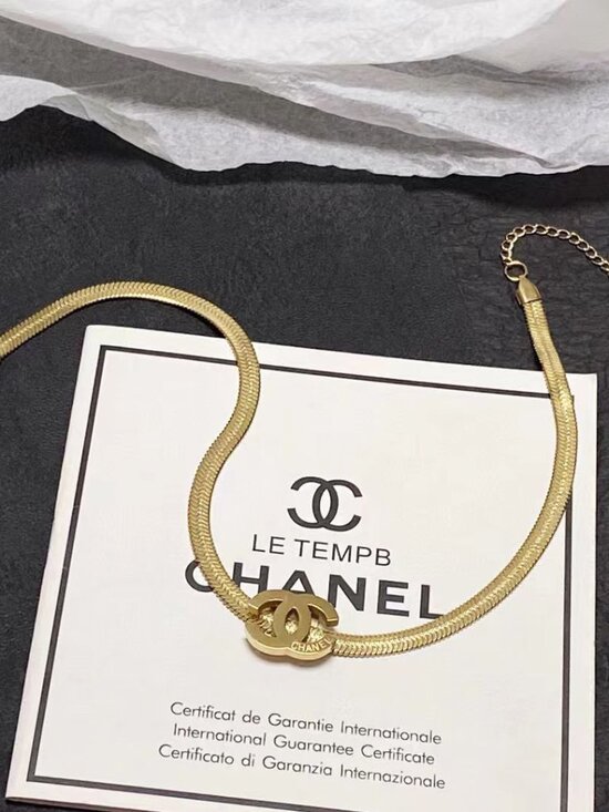 Chanel. Jewelry - 🍀Chanel Snake Bone Necklace